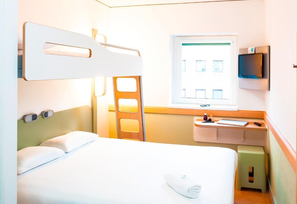 Ibis Budget Birmingham Airport Terminal Building - Nec Bickenhill Zimmer foto